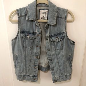 Denim vest light wash Sonoma